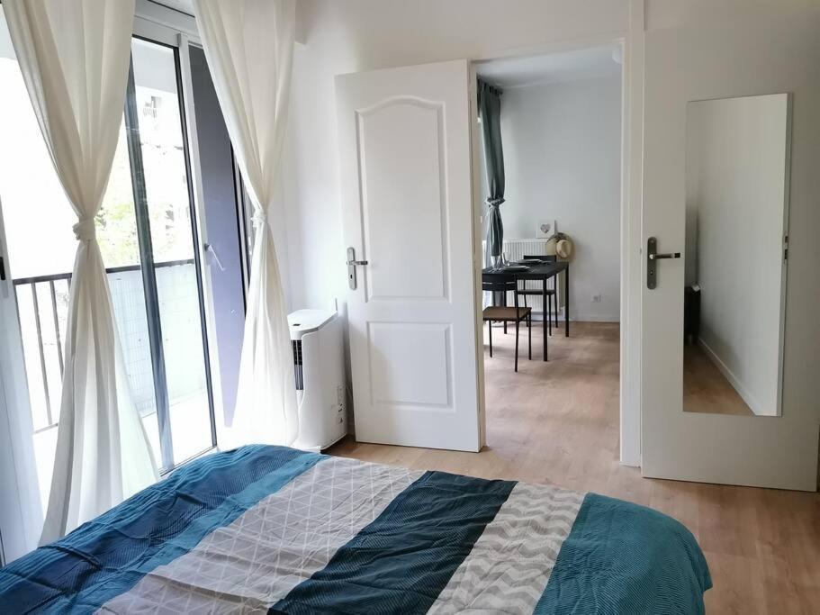 Cosy Apartment At Merignac-Centre Bagian luar foto