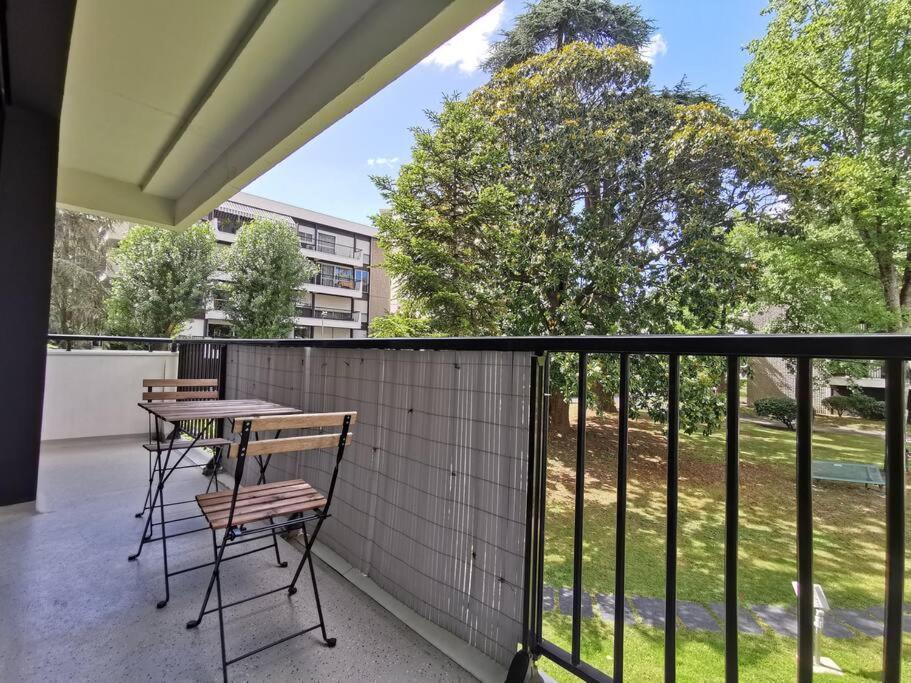 Cosy Apartment At Merignac-Centre Bagian luar foto